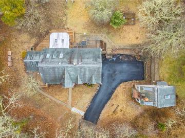 4115 South County Trail