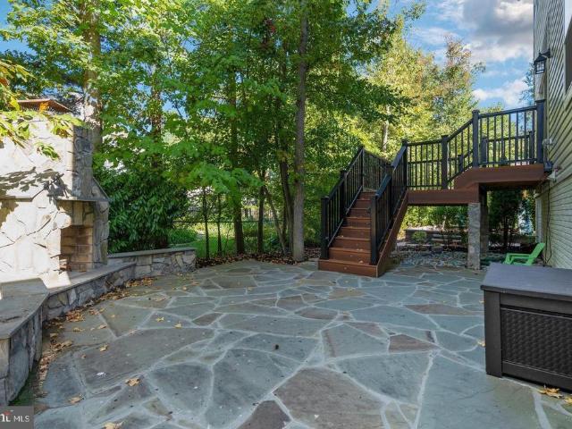 4116 Ferry Landing Road