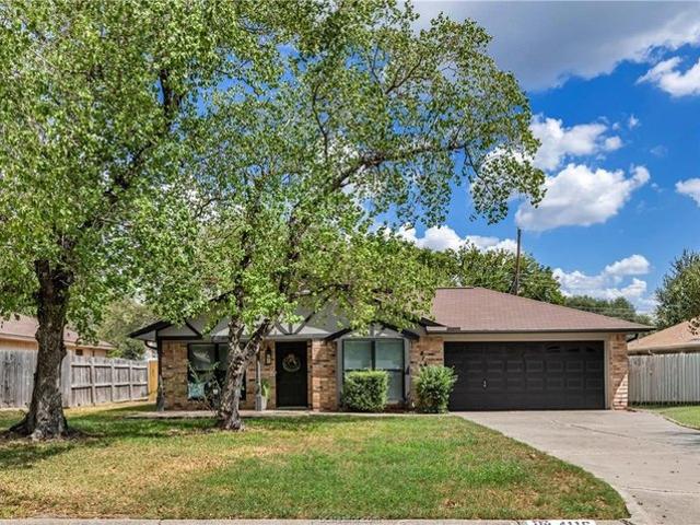 4116 Kenwood Dr, Bryan, TX 77802