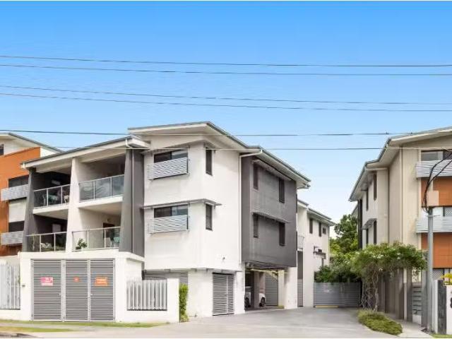 411/83 Lawson Street, MORNINGSIDE Apartment for rent Listed b.