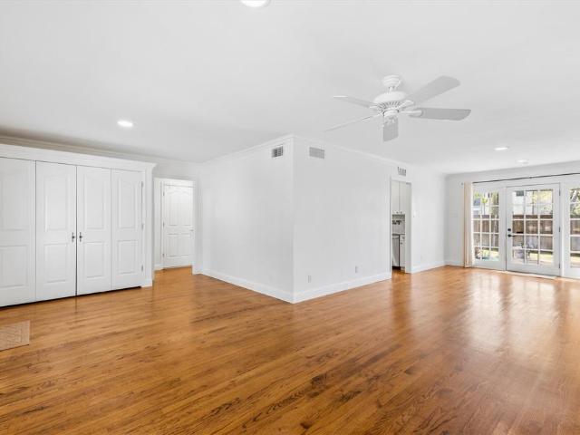 4118 Park Lane