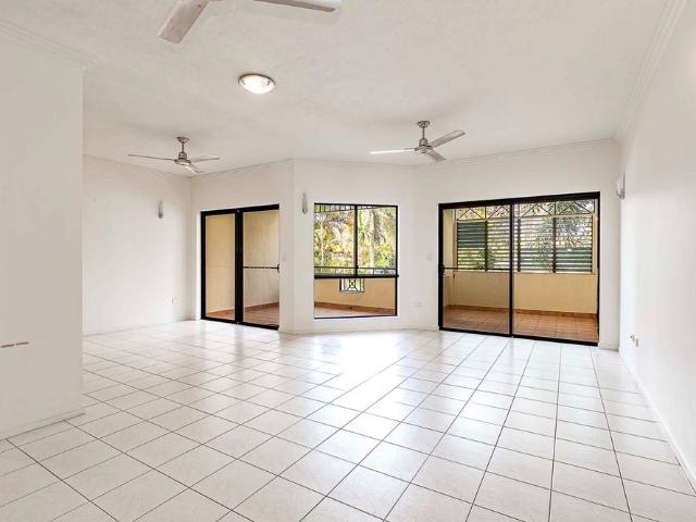 41/18 30 Sir Leslie Thiess Dr, Townsville City
