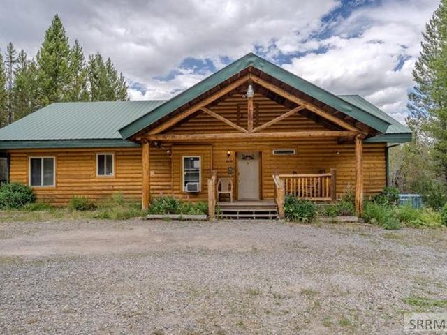 4119 Huckleberry Ln, Island Park, ID 83429