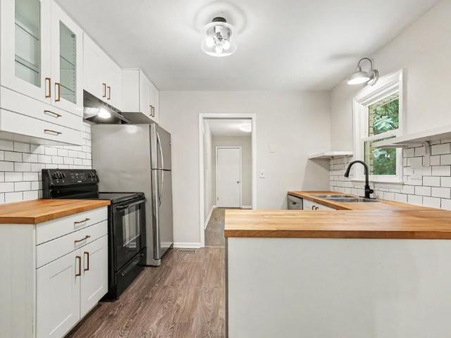 4119 Radcliffe Court