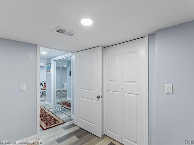41101 Croydon Court