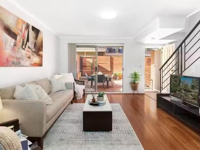 41/102 104 Crimea Road, Marsfield Townhouse for rent Listed b.