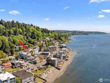 4113 Chilberg Ave SW, Unit A, Seattle, WA 98116 | MLS #2515