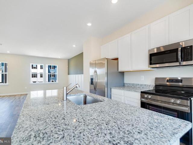 411 17th # harriett lot 164
