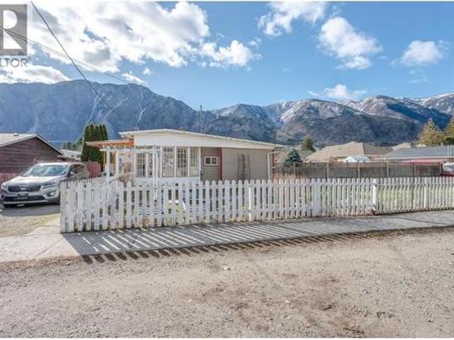 411 6Th Avenue, Keremeos, BC, V0X 1N3 house for sale | Listing ID 10379 | Royal LePage