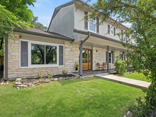 411 Carriage Oaks Dr