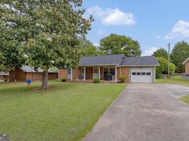411 Arrowhead Trail
