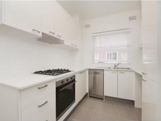 4/11 Botany Street, BONDI JUNCTION Apartment for rent Listed.