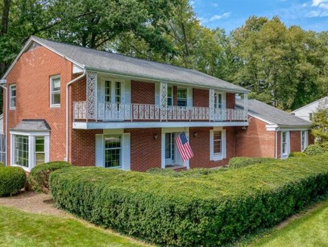 411 Gateway Blvd, Huron, OH 44839