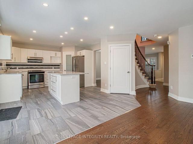 411 Deer View Avenue, Ottawa