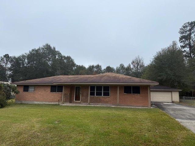 411 E Stadium St, Kirbyville, TX 75956