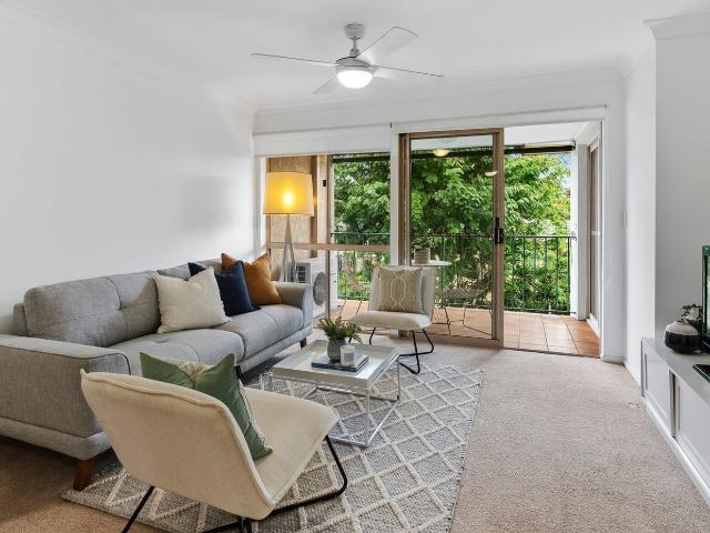 4/11 Eversley Terrace, YERONGA, QLD 4104