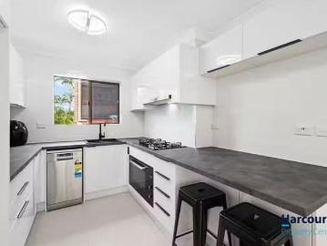 4/11 Florence St, WYNNUM, QLD 4178 Unit for Rent