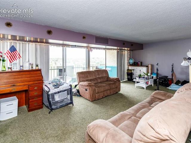 411 Lakewood Circle