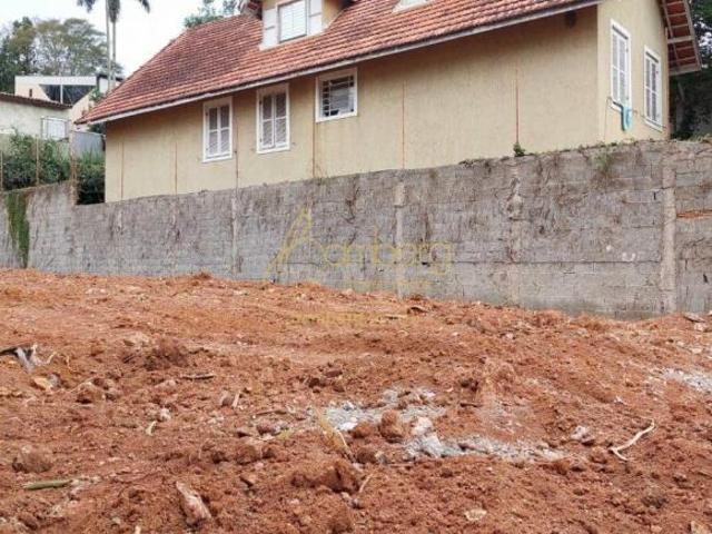 411 m² de amplo terreno no Morumbi