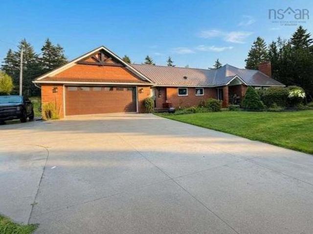 411 Mountain Road, New Glasgow, NS, B2H 3X4 house for sale | Listing ID 202622 | Royal LePage