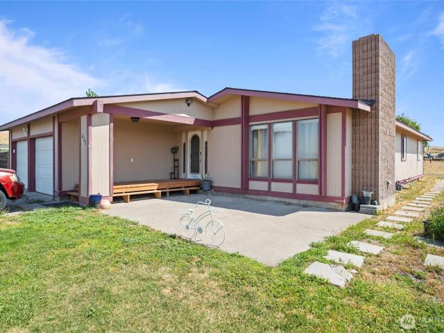 411 N Wahl
