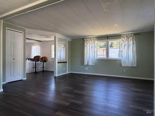 411 N Almon 613
