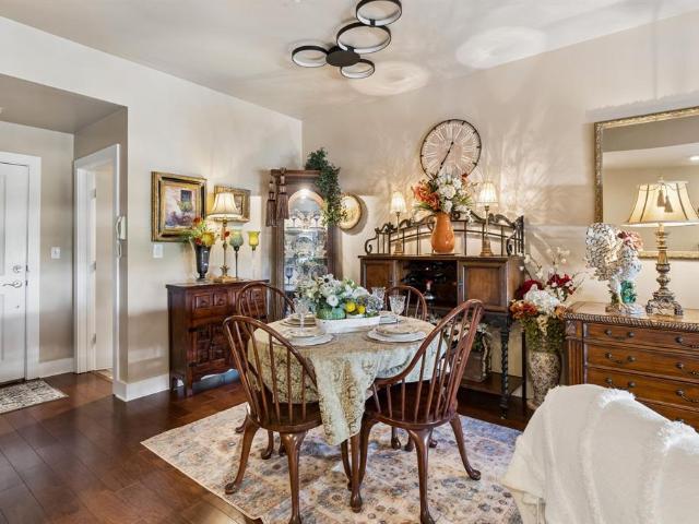 411 W 7th Street # 405