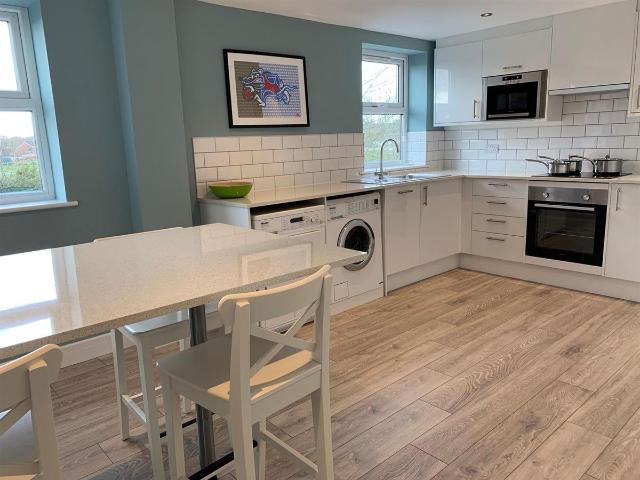 411 Warrington Road, Warrington WA3, Studio to rent, £850 pcm | PrimeLocation