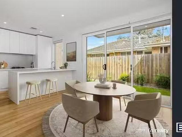 4/125 Blyth Street, Altona, VIC 3018