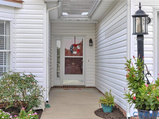 4125 English Holly Circle