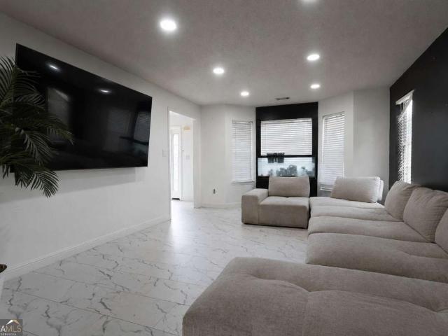 4127 Kingship Drive