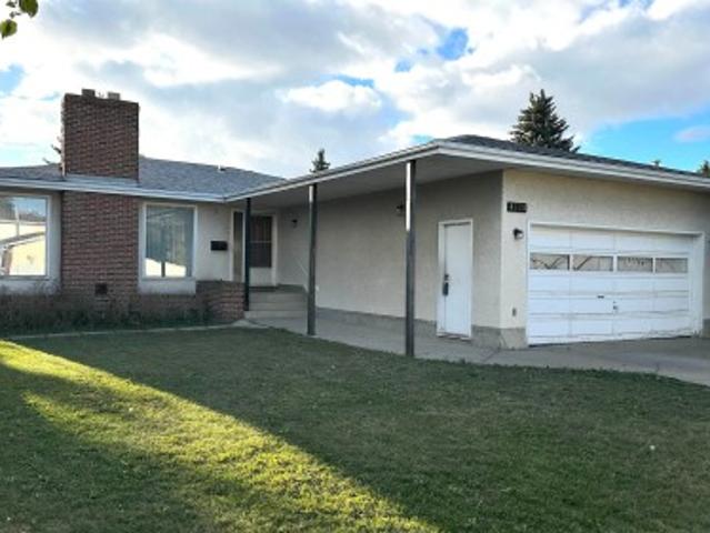 4128 Street Nw, Edmonton, AB, T6J 2T5 house for sale | Listing ID E4508 | Royal LePage
