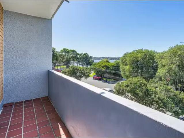 4/129 131 Regatta Road, Canada Bay Apartment for rent Listed.