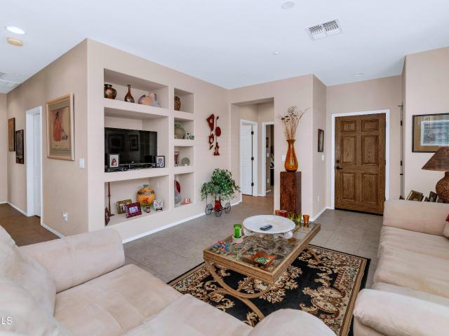 41208 n rolling green way