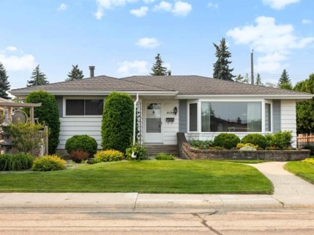 4120 Street Nw, Edmonton, AB, T6J 1Y1 house for sale | Listing ID E4500 | Royal LePage