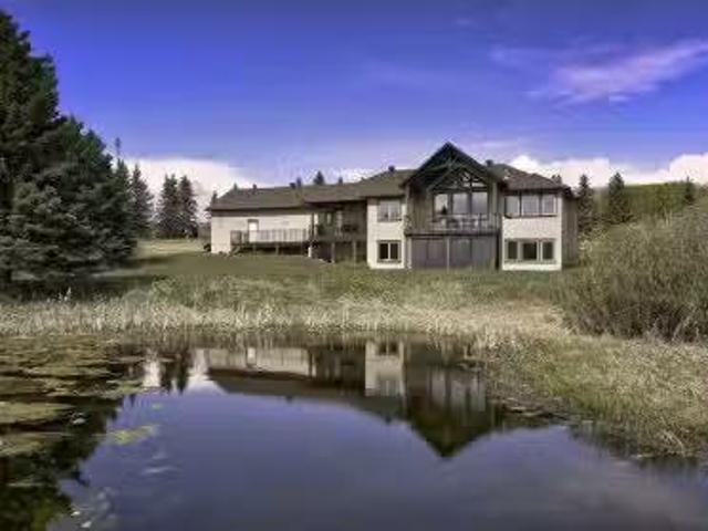 41211 Township Road 250 Township, Rural Rocky View County, AB.