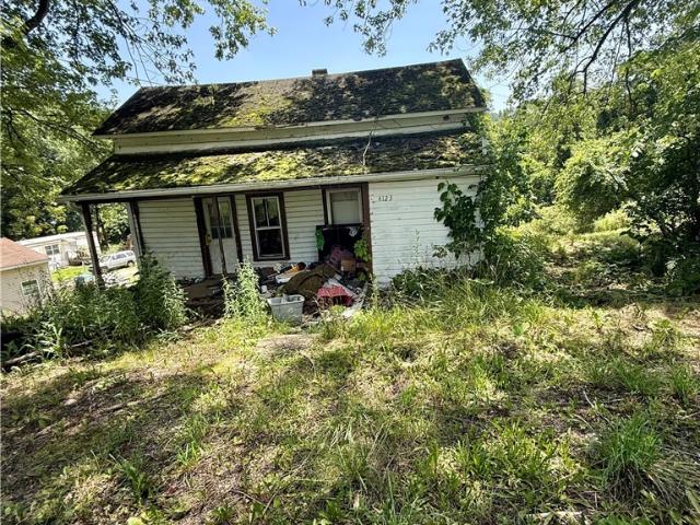 4123 Main Street