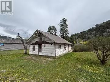 4123 Highway 3 Highway, Rock Creek, BC, V0H 1Y0 house for sa.