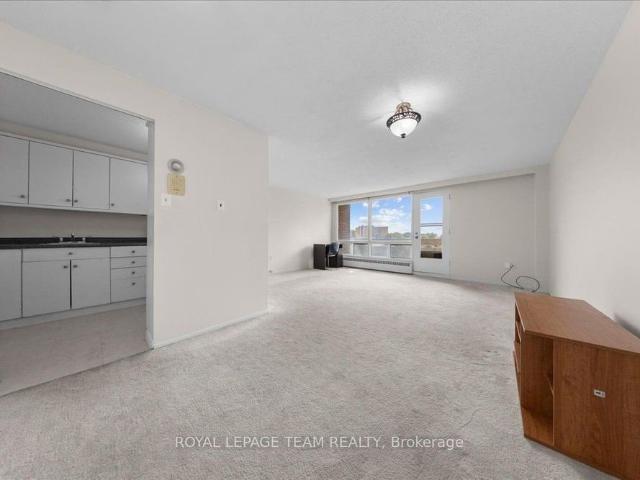 412 3100 Carling Avenue, Ottawa