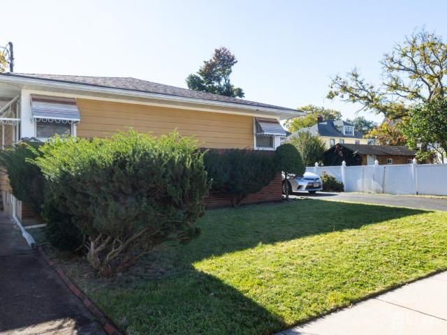 412 Montgomery Street