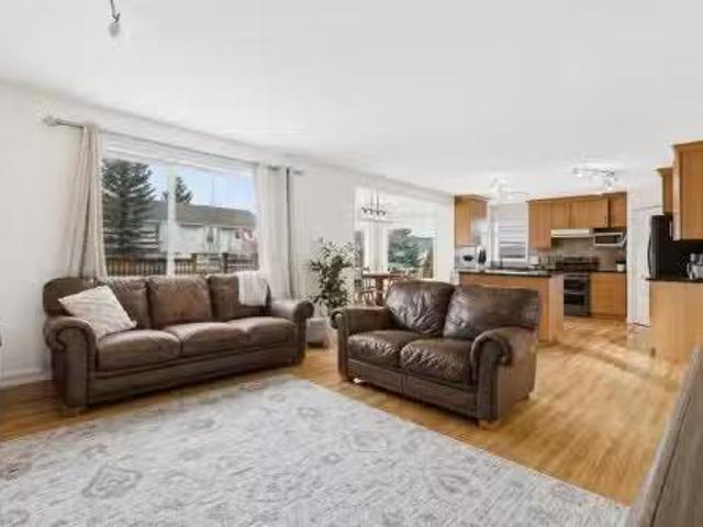 412 Sheep River Point, Okotoks, AB, T1S 1S3 house for sale.