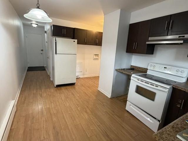 41/2 Quartier Limoilou– Disponible