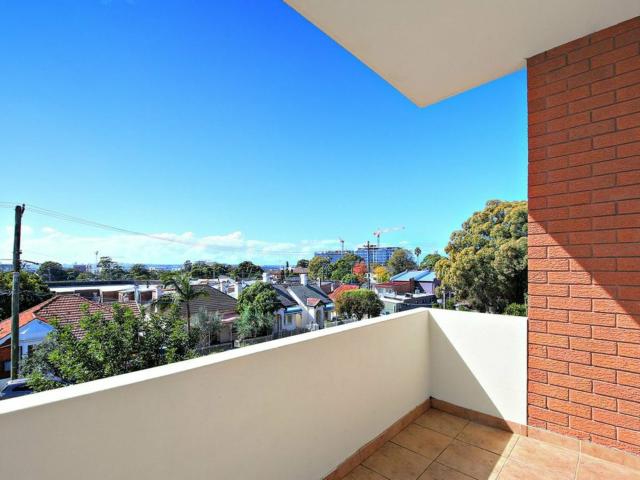 4/12 Queen Street, Arncliffe NSW