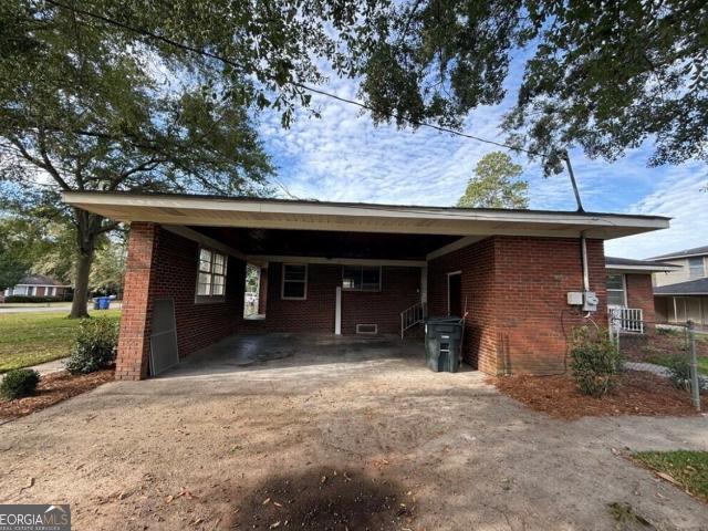 412 Roberson Street