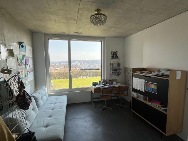 41/2 ROOM APARTMENT BIEL/BIENNE BE, FURNISHED, FIXED TERM