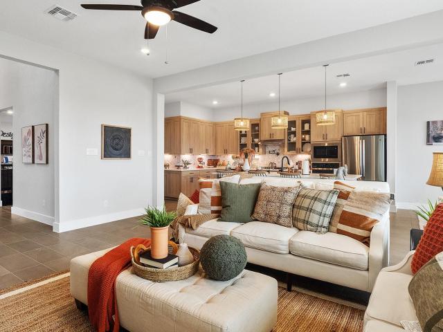 412 Ridgewell Loop
