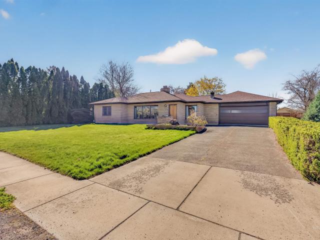 412 Warner Ave
