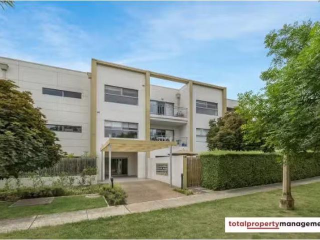 4/12 Towns Crescent, TURNER Apartment for rent Listed by Jesh.