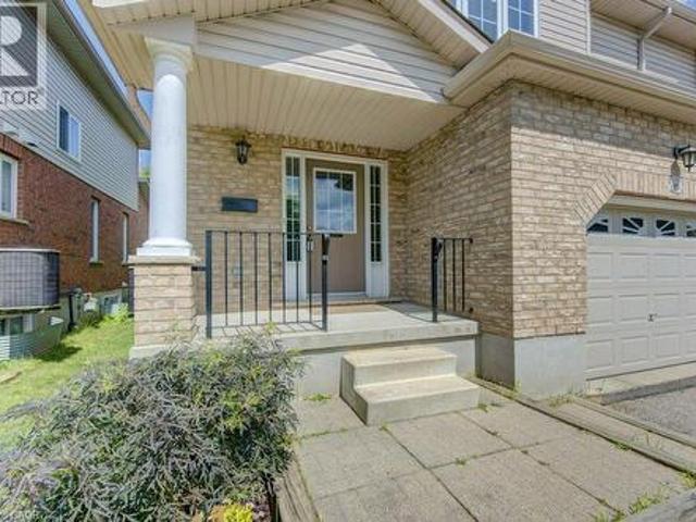 412 Tealby Crescent Unit# A, Waterloo, ON, N2J 4Y8 house for sale | Listing ID 40857 | Royal LePage