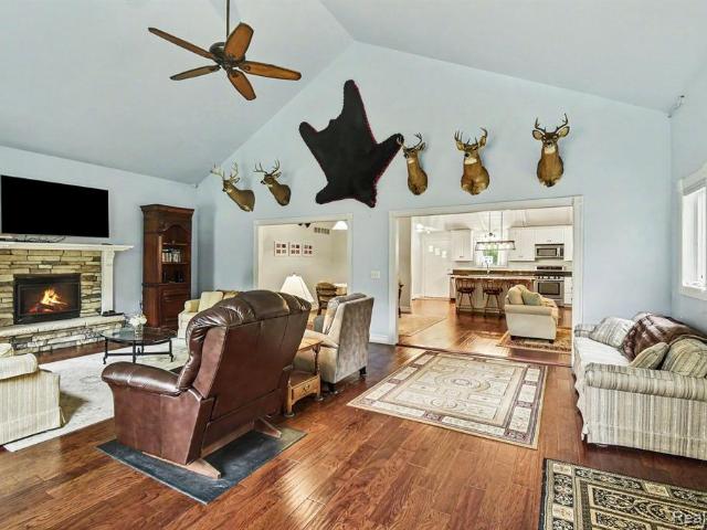 4134 N Weasel Trail